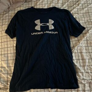 Men’s under armour shirt Large